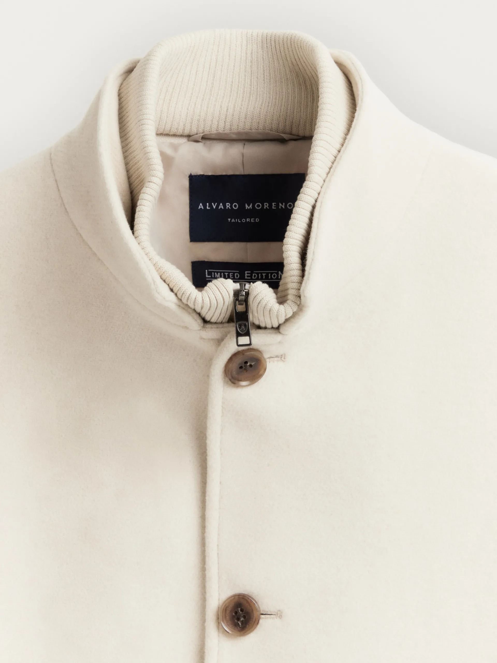 Abrigos-Alvaro Moreno ABRIGO STEVEN Crudo