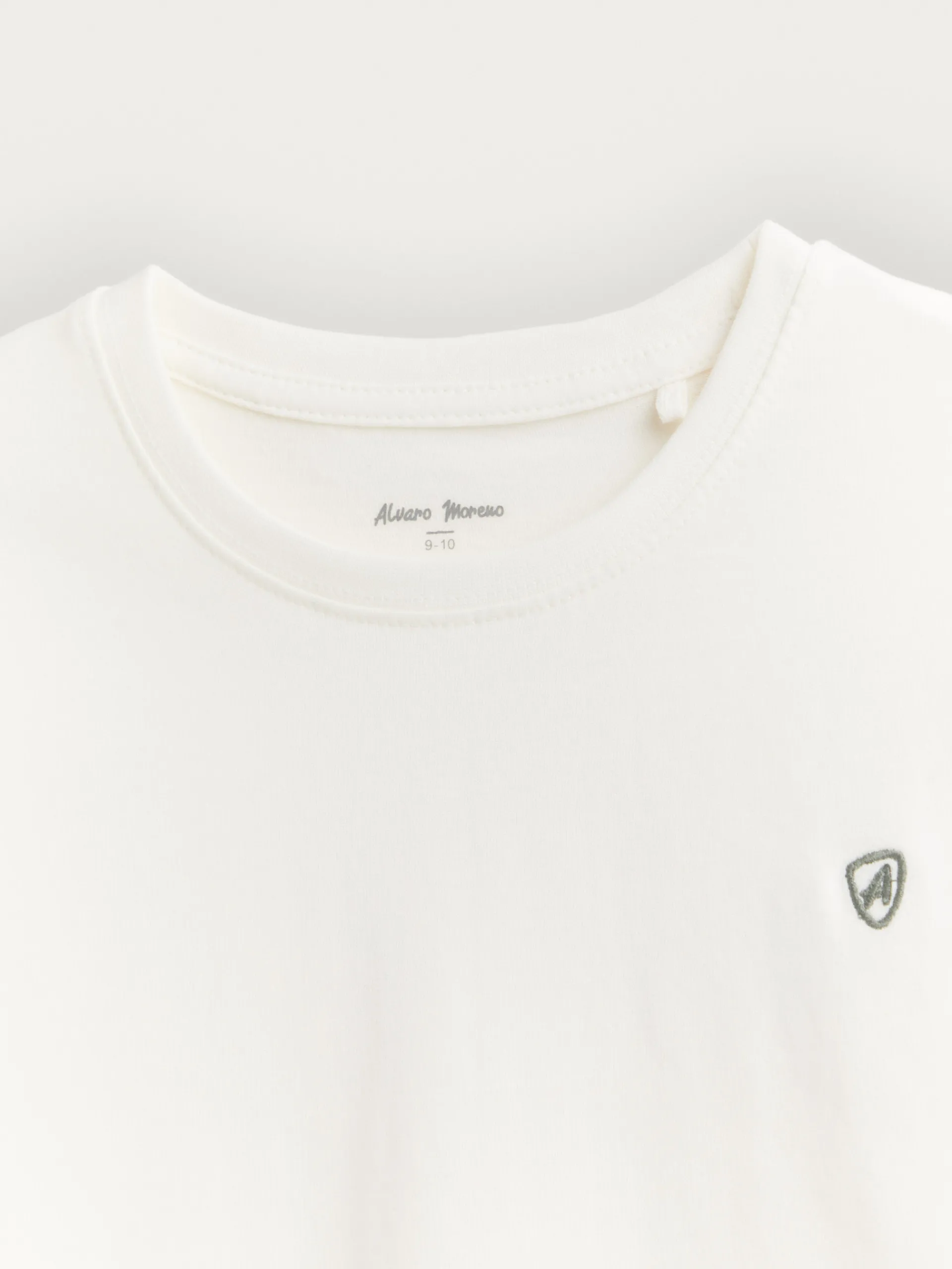 Camisetas-Alvaro Moreno CAMISETA BASICA KIDS Crudo