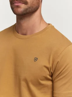 Camisetas-Alvaro Moreno CAMISETA BASICA Mostaza
