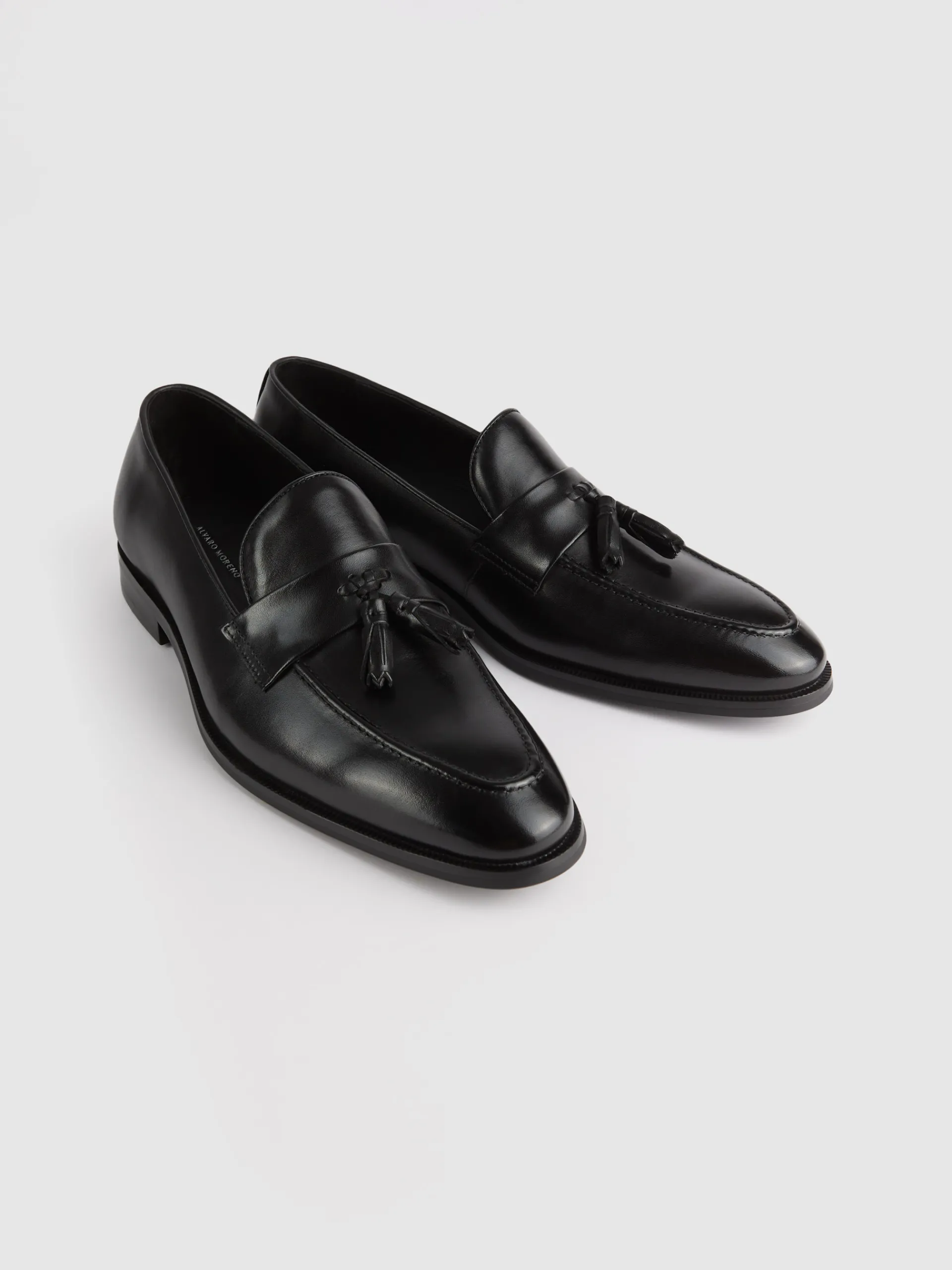 Vestir-Alvaro Moreno MOCASIN ANTIFAZ BORLAS Negro