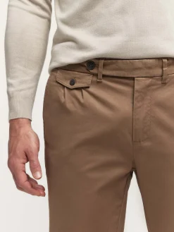 Chino-Alvaro Moreno PANTALON CARROT Camel