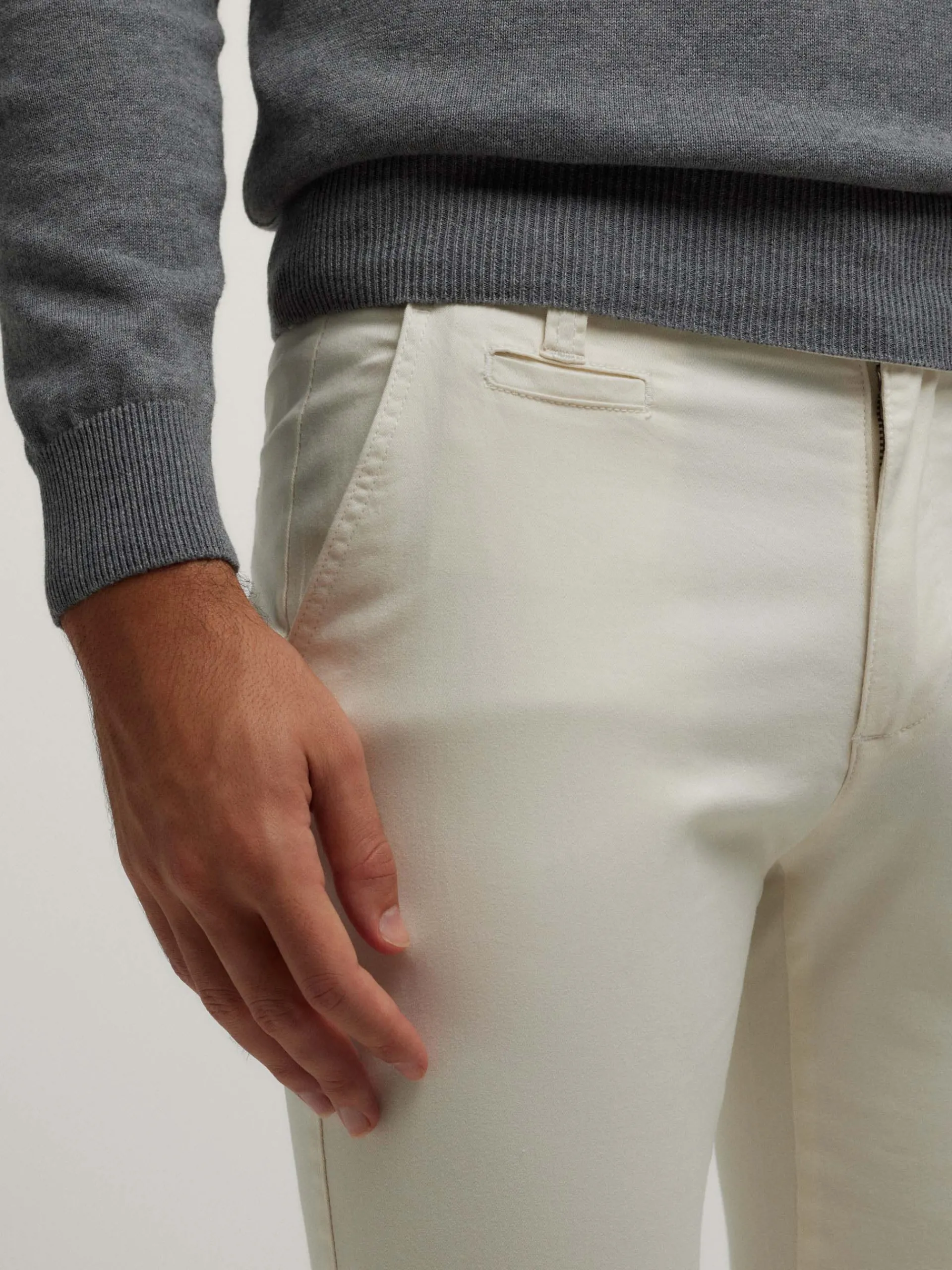 Chino-Alvaro Moreno PANTALON COOPER Crudo