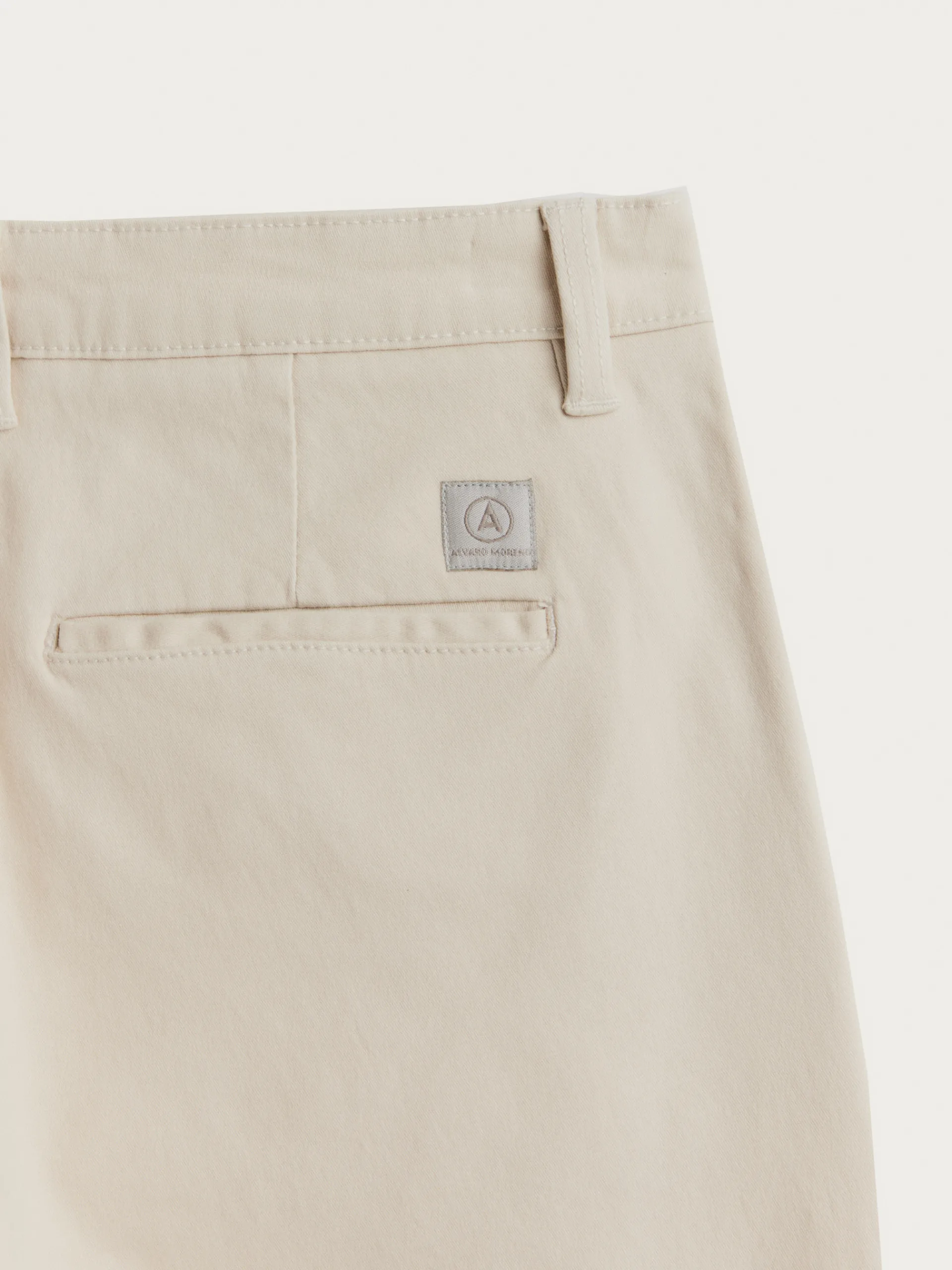 Chino-Alvaro Moreno PANTALON ELVIS Piedra