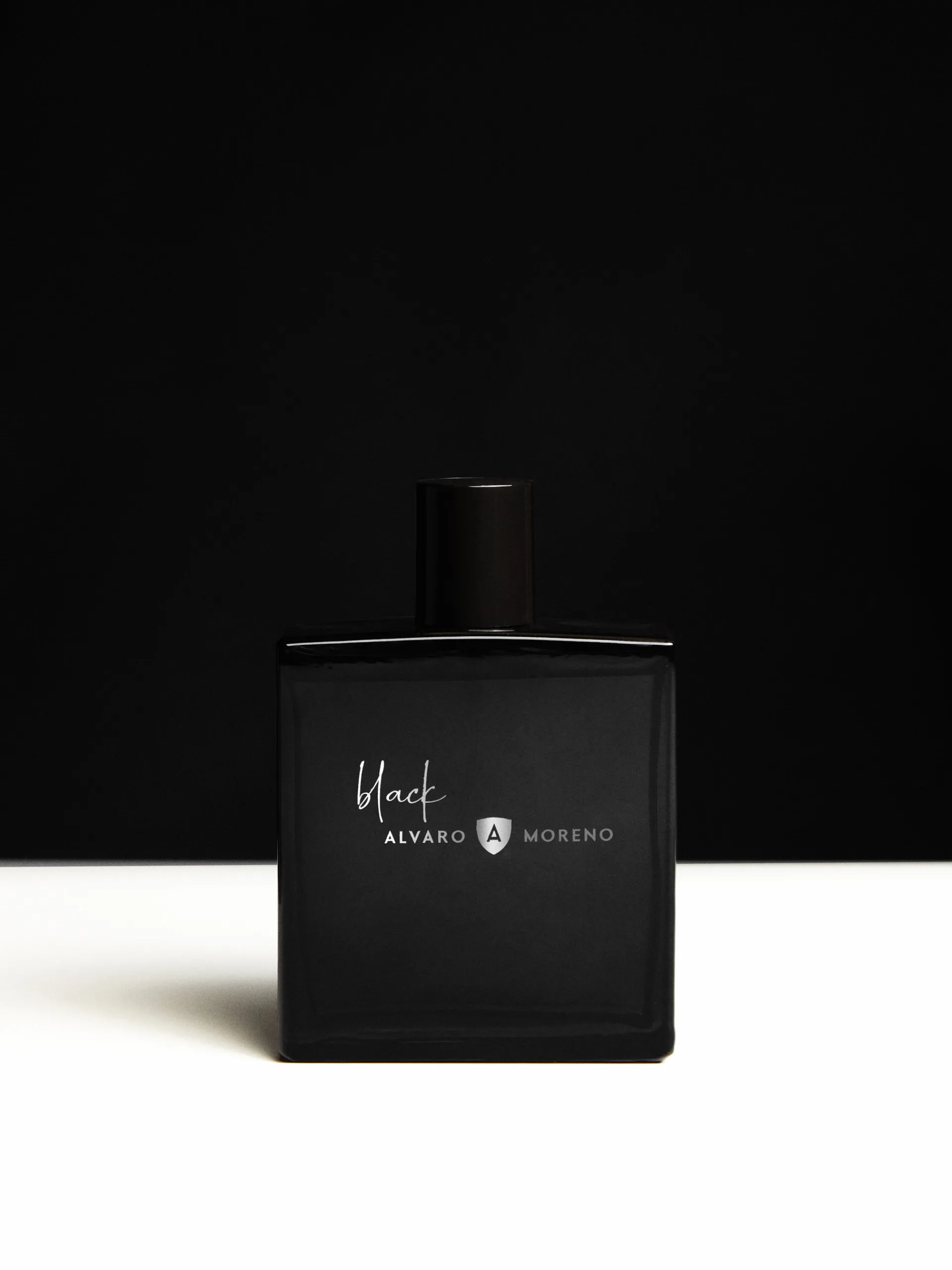 Perfumes-Alvaro Moreno PERFUME AM BLACK Negro