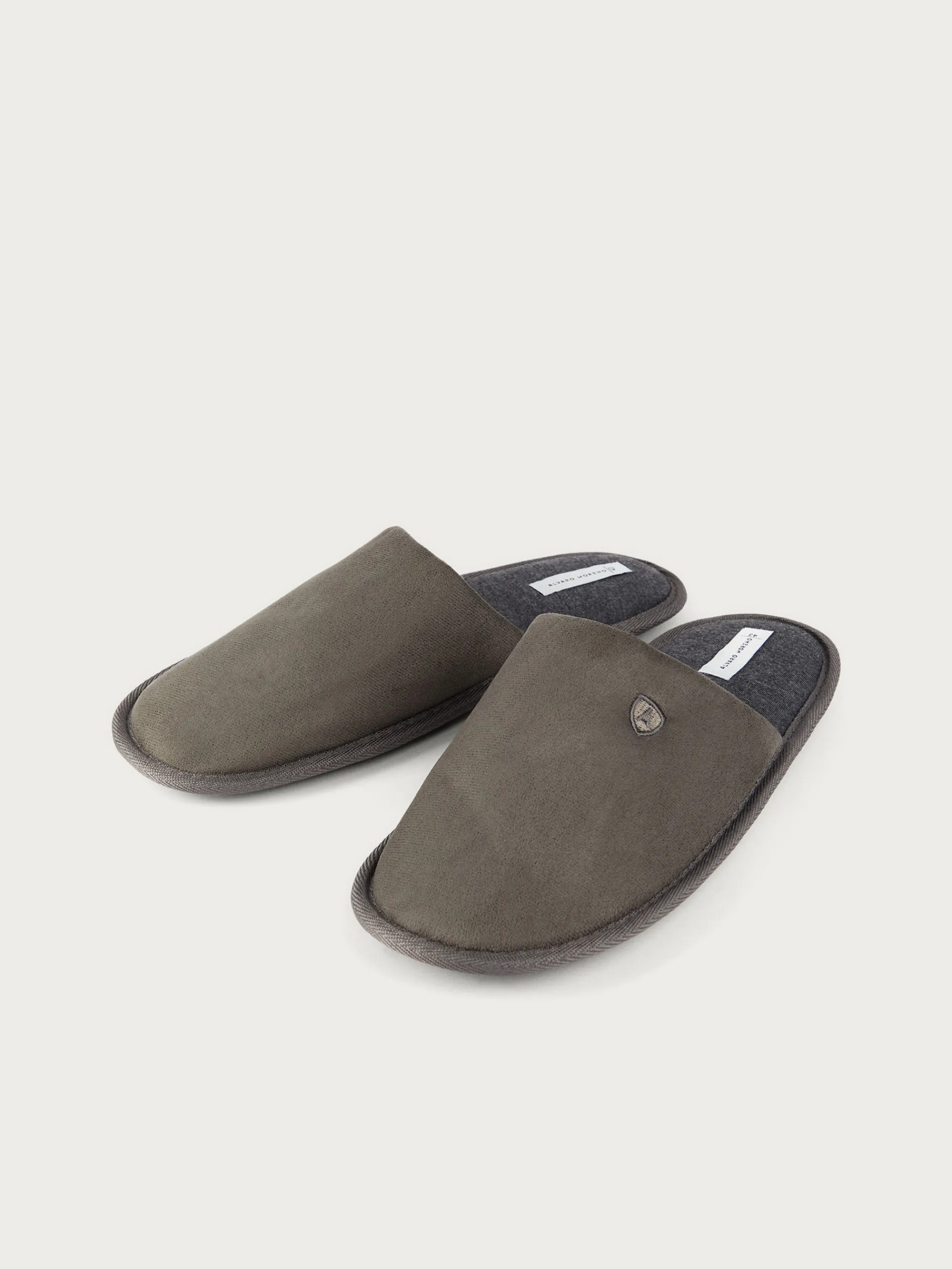 Zapatillas-Alvaro Moreno ZAPATILLAS ANTELINA Gris